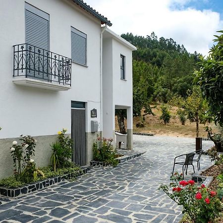 Casa Do Ferreiro II 호텔 Góis 외부 사진